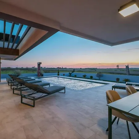 Villa Royal Sands