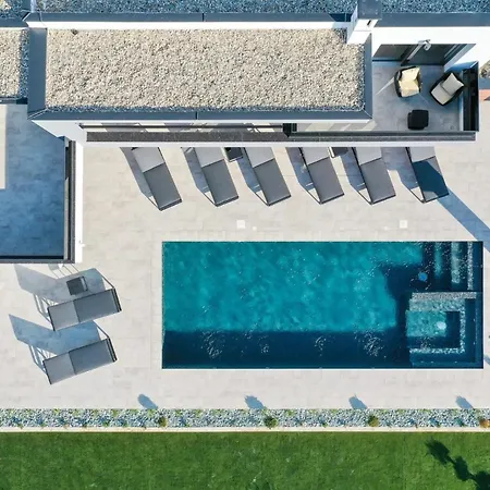 Villa Royal Sands *
