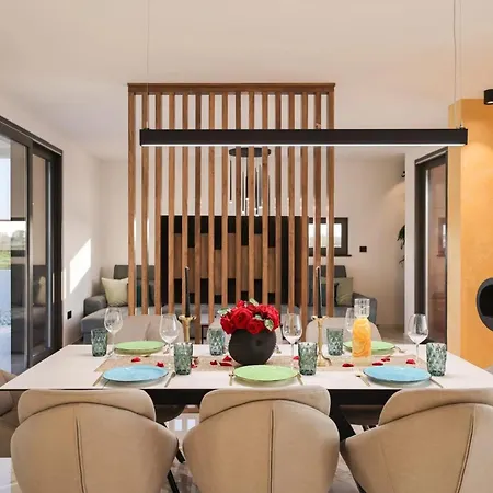 Villa Royal Sands *